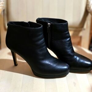 MICHAEL KORS BLACK LEATHER HIGH HEEL BOOTS SIZE 9M